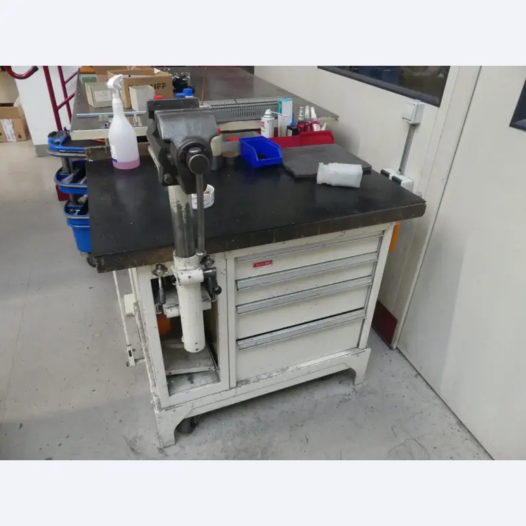 Maschinen und Betriebsausstattung eines Maschinenbauunternehmens-1