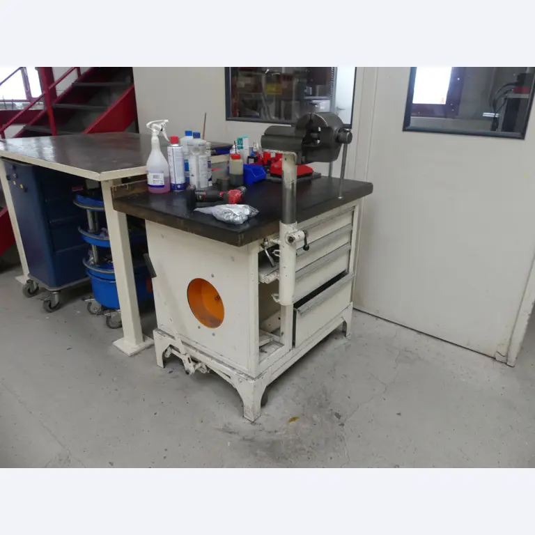 Maschinen und Betriebsausstattung eines Maschinenbauunternehmens-2