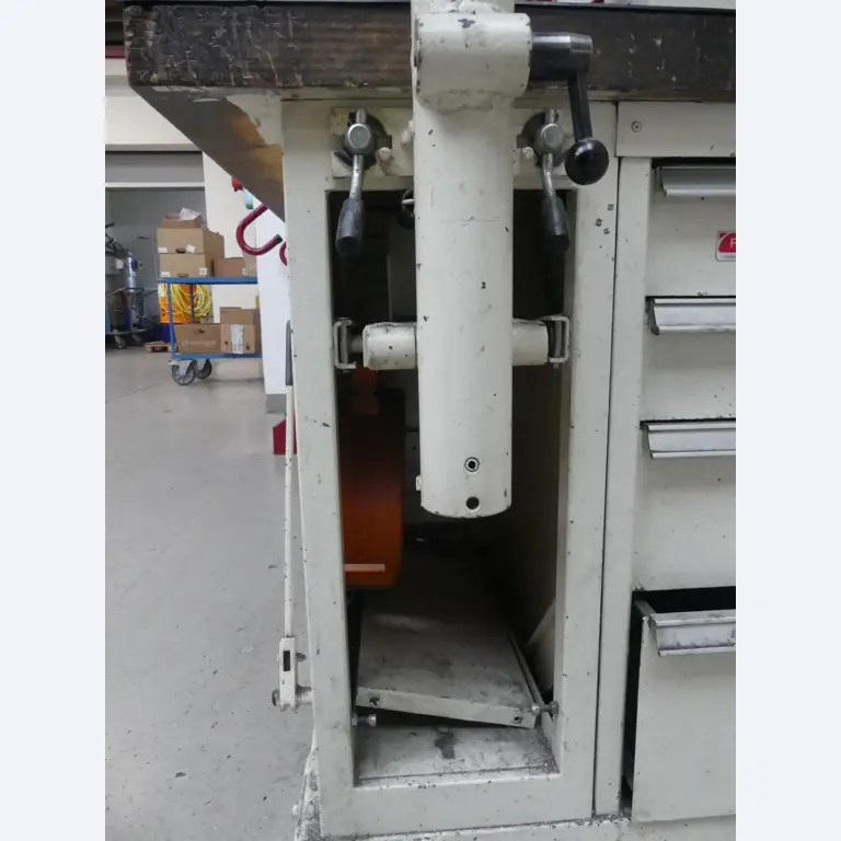 Maschinen und Betriebsausstattung eines Maschinenbauunternehmens-4