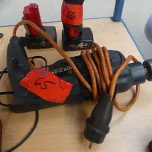 Zweihand-Bohrmaschine