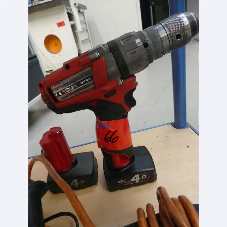 Maschinen und Betriebsausstattung eines Maschinenbauunternehmens-1