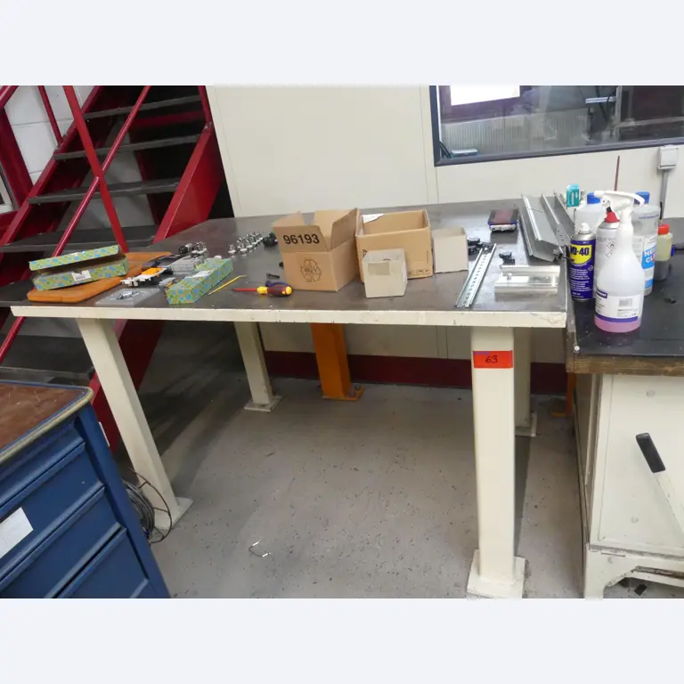 Maschinen und Betriebsausstattung eines Maschinenbauunternehmens-1