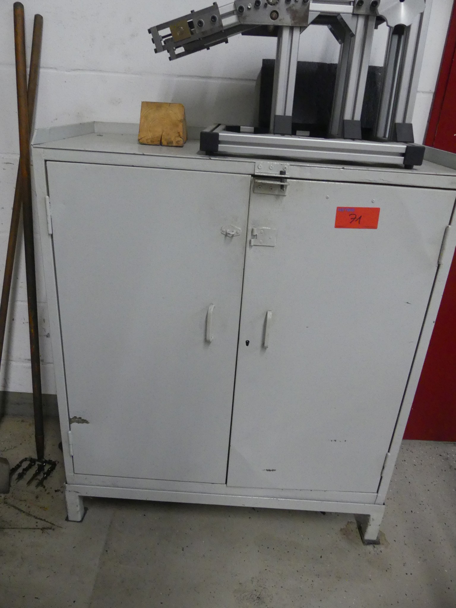 Maschinen und Betriebsausstattung eines Maschinenbauunternehmens-1