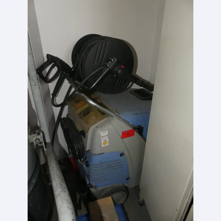 Maschinen und Betriebsausstattung eines Maschinenbauunternehmens-1