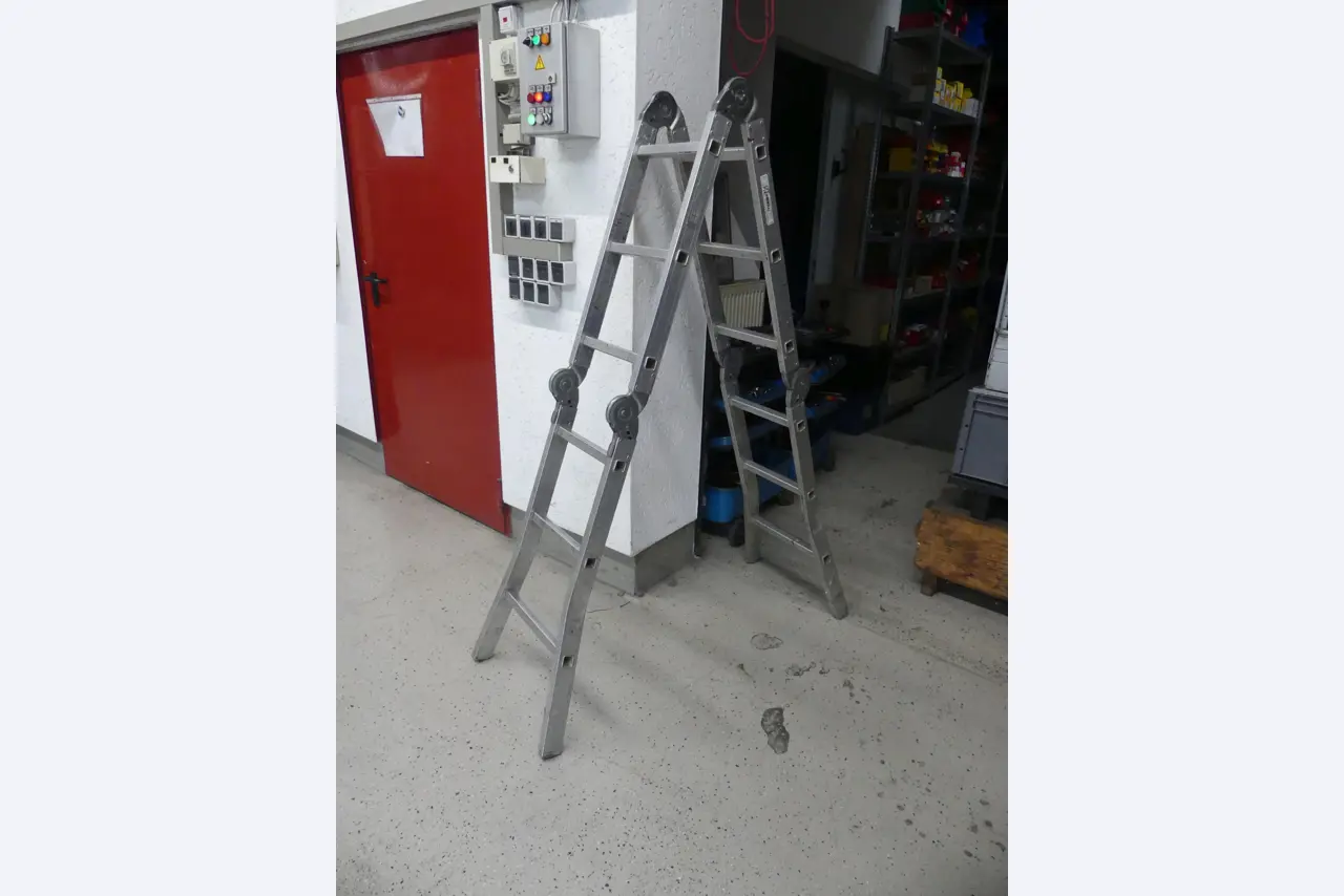 Maschinen und Betriebsausstattung eines Maschinenbauunternehmens-2