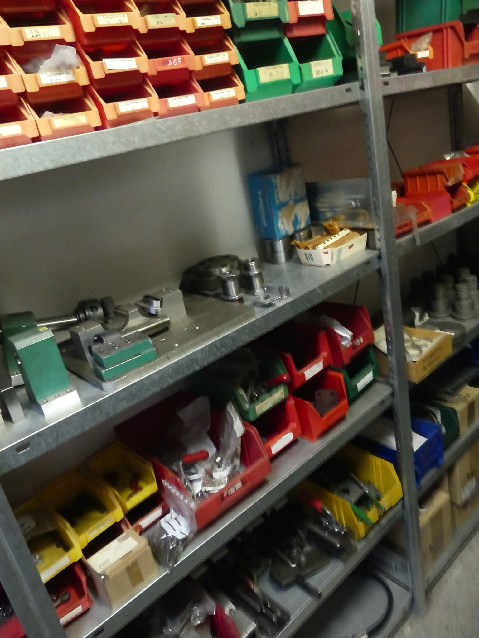 Maschinen und Betriebsausstattung eines Maschinenbauunternehmens-11