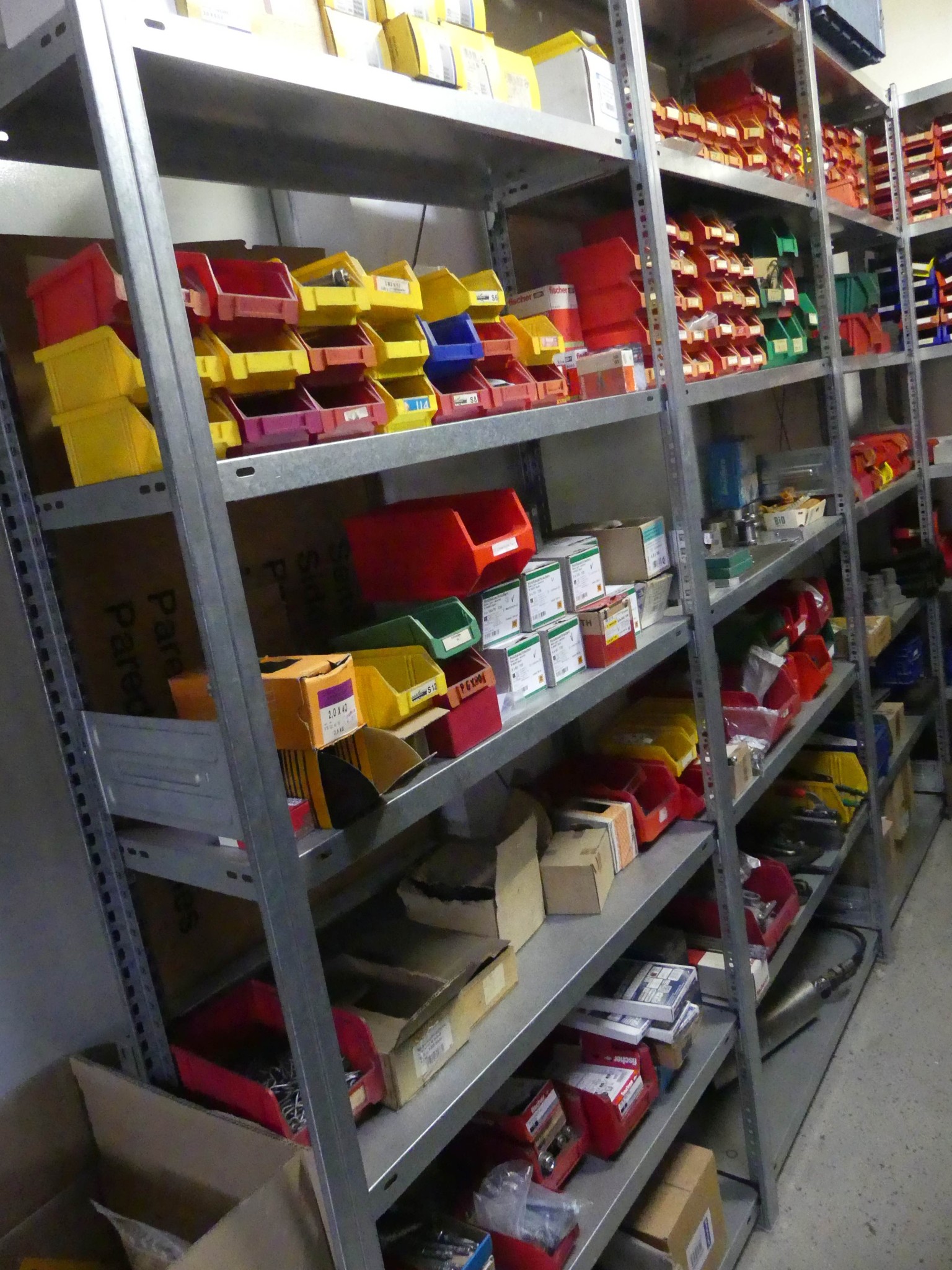 Maschinen und Betriebsausstattung eines Maschinenbauunternehmens-1