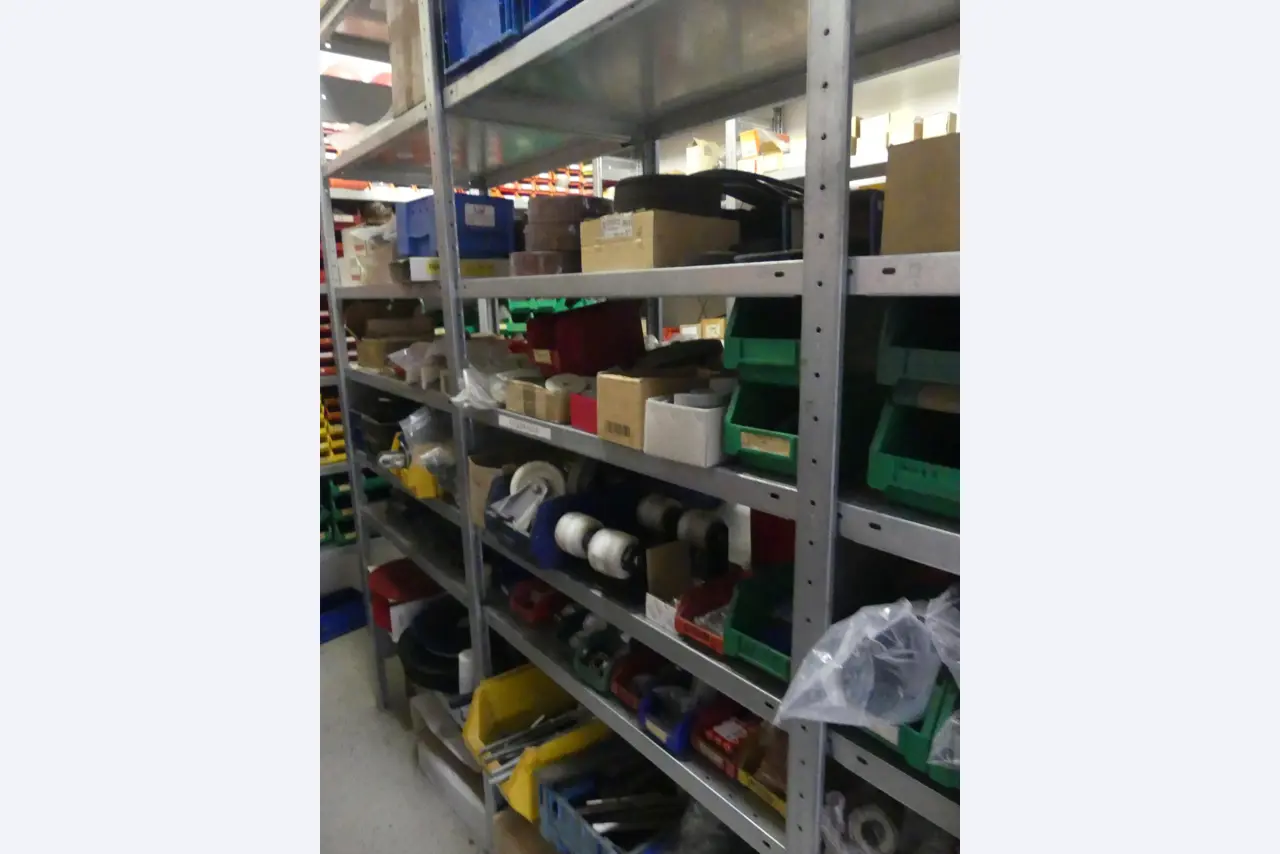 Maschinen und Betriebsausstattung eines Maschinenbauunternehmens-14