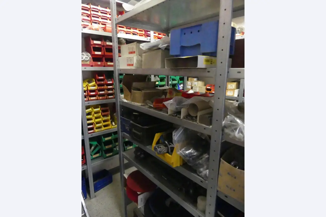 Maschinen und Betriebsausstattung eines Maschinenbauunternehmens-15