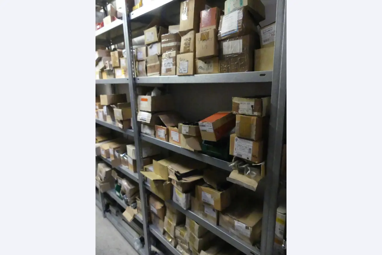 Maschinen und Betriebsausstattung eines Maschinenbauunternehmens-3