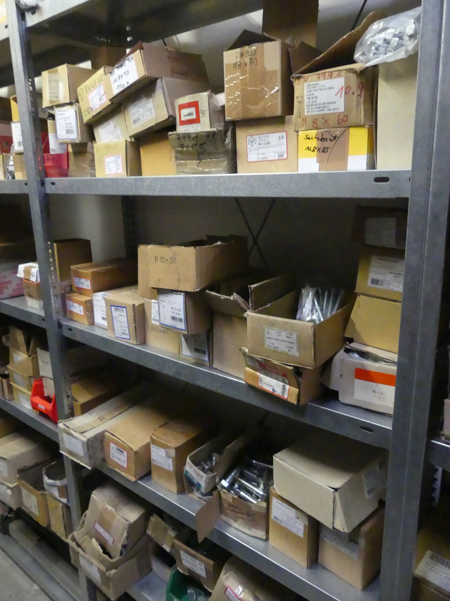 Maschinen und Betriebsausstattung eines Maschinenbauunternehmens-4