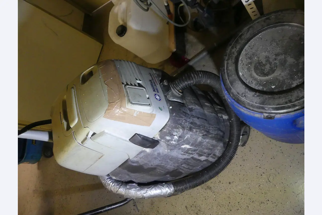 Maschinen und Betriebsausstattung eines Maschinenbauunternehmens-2