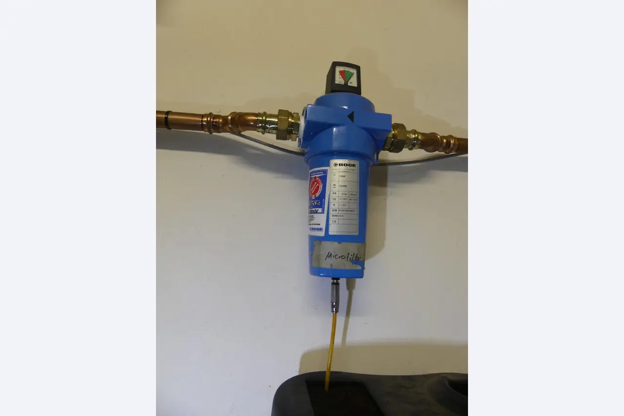 Maschinen und Betriebsausstattung eines Maschinenbauunternehmens-16