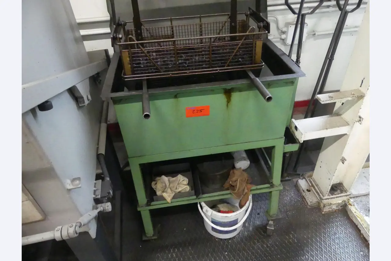 Maschinen und Betriebsausstattung eines Maschinenbauunternehmens-1