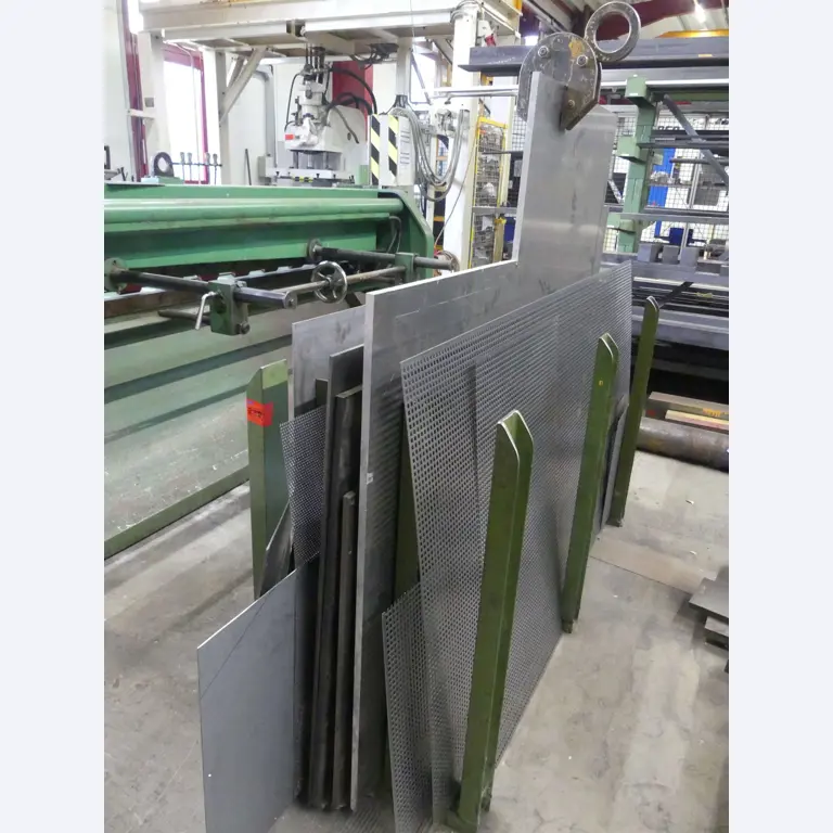 Maschinen und Betriebsausstattung eines Maschinenbauunternehmens-1