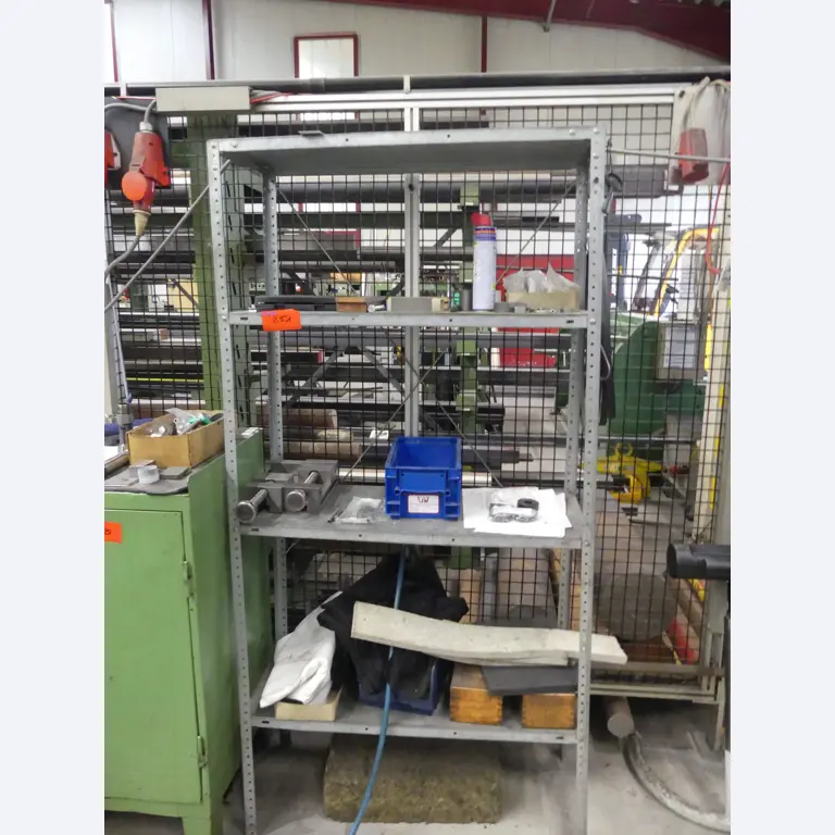 Maschinen und Betriebsausstattung eines Maschinenbauunternehmens-1