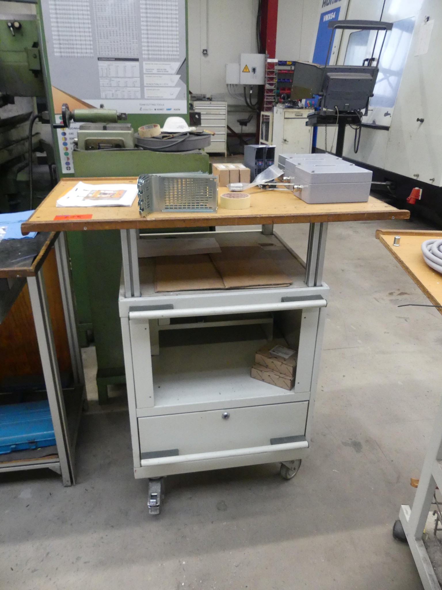 Maschinen und Betriebsausstattung eines Maschinenbauunternehmens-1