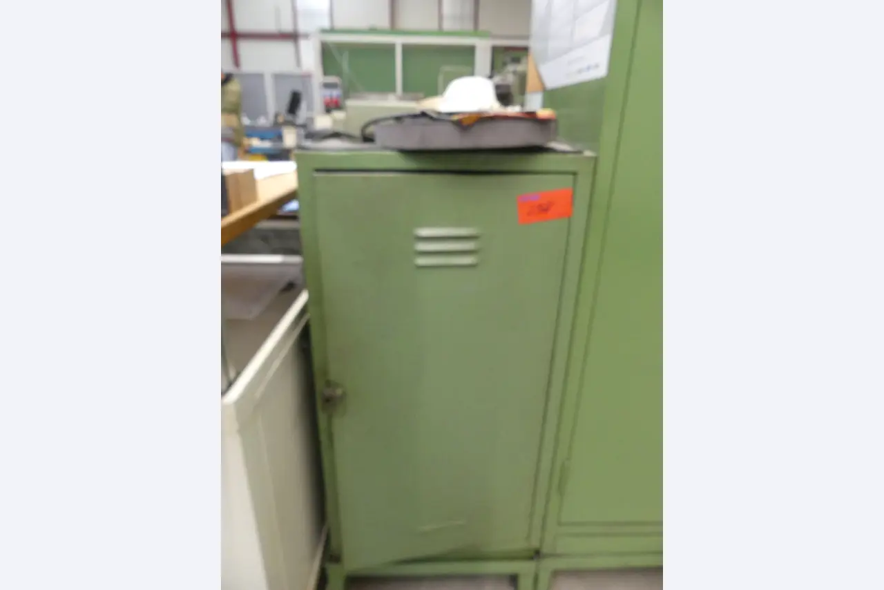 Maschinen und Betriebsausstattung eines Maschinenbauunternehmens-1