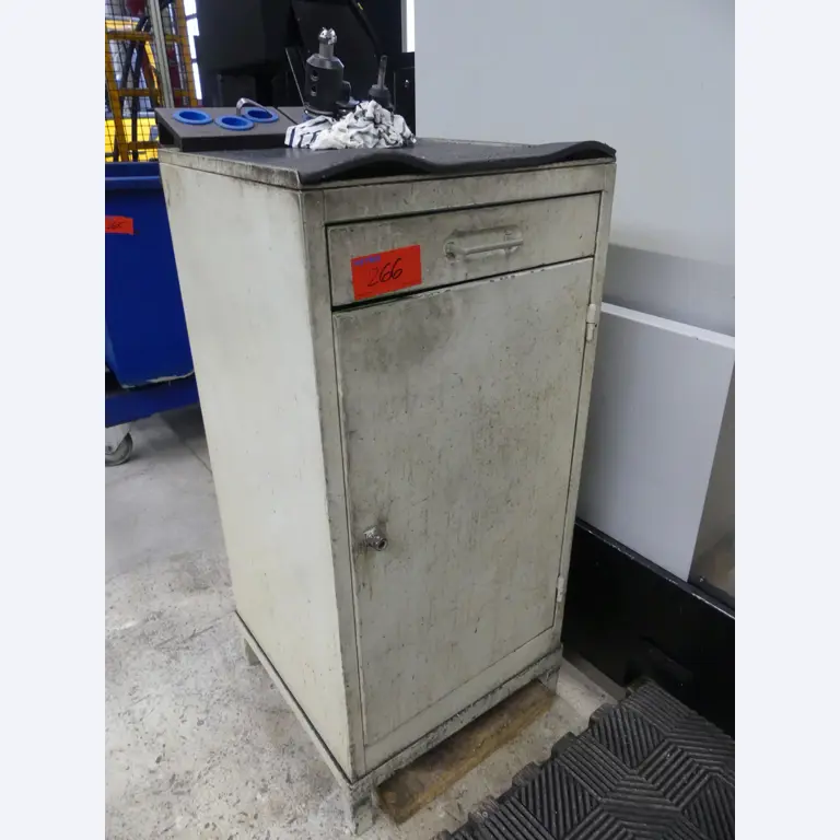 Maschinen und Betriebsausstattung eines Maschinenbauunternehmens-1