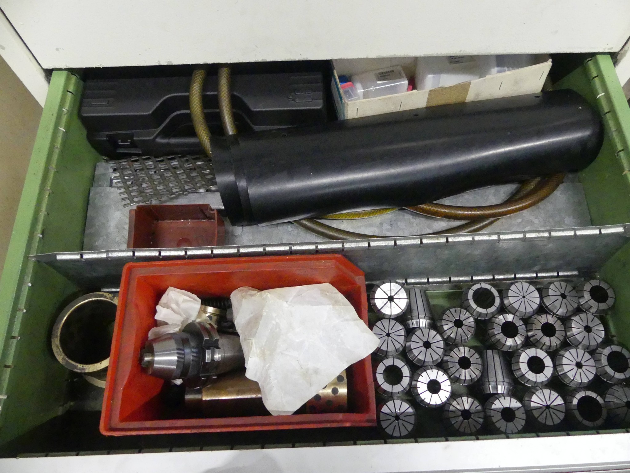 Maschinen und Betriebsausstattung eines Maschinenbauunternehmens-7