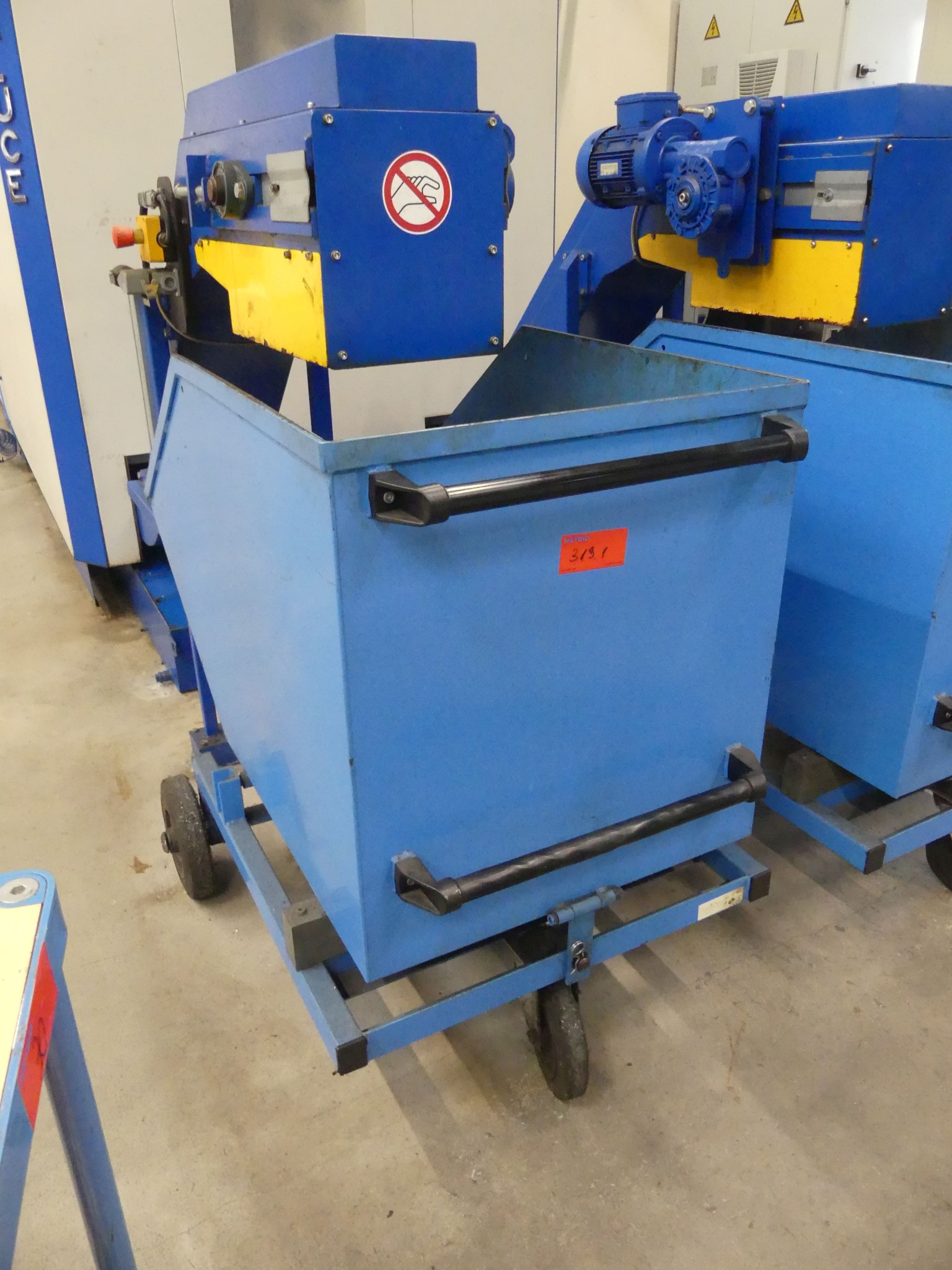 Maschinen und Betriebsausstattung eines Maschinenbauunternehmens-1