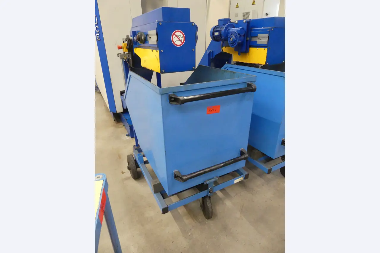 Maschinen und Betriebsausstattung eines Maschinenbauunternehmens-1