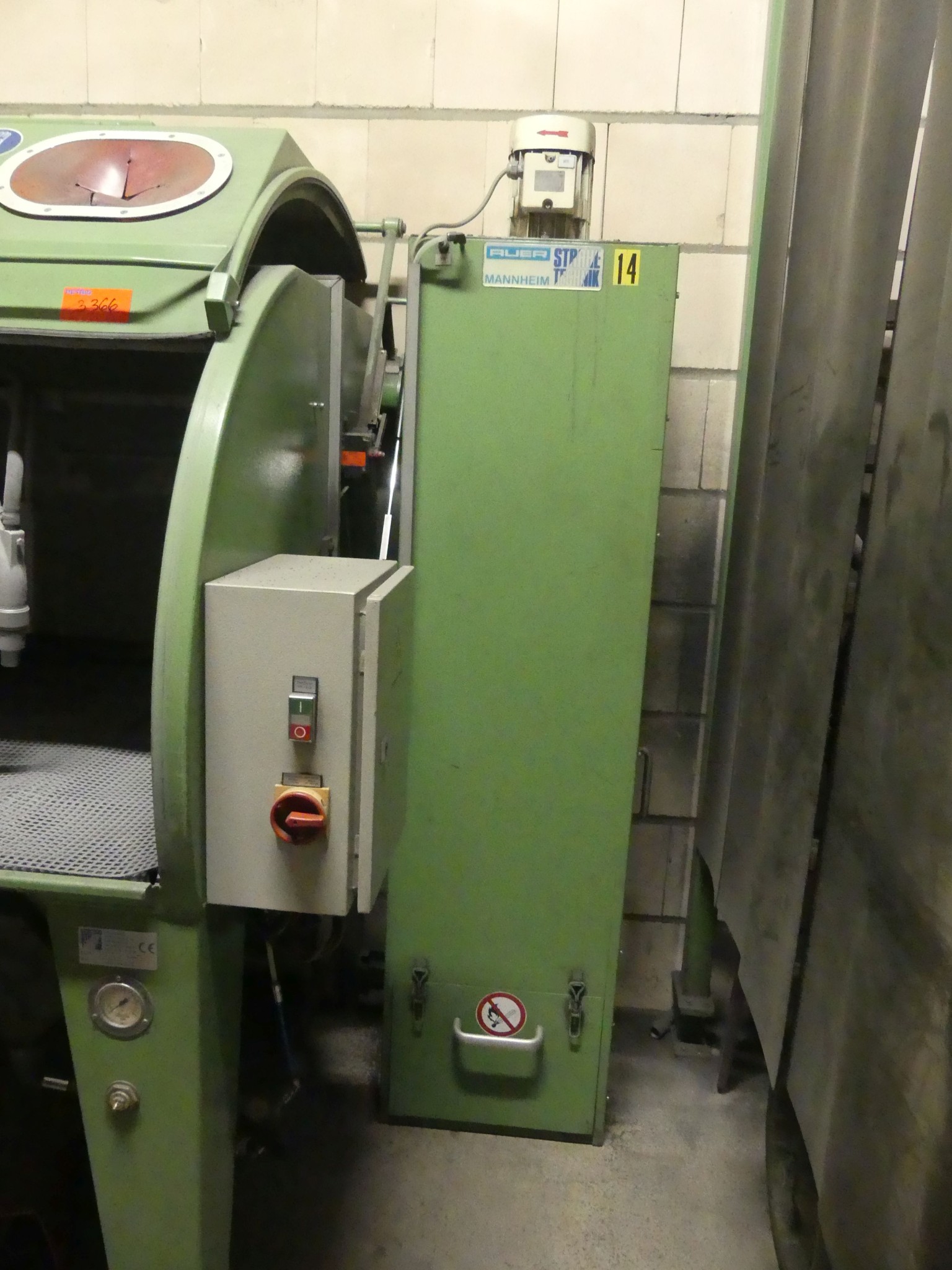 Maschinen und Betriebsausstattung eines Maschinenbauunternehmens-2