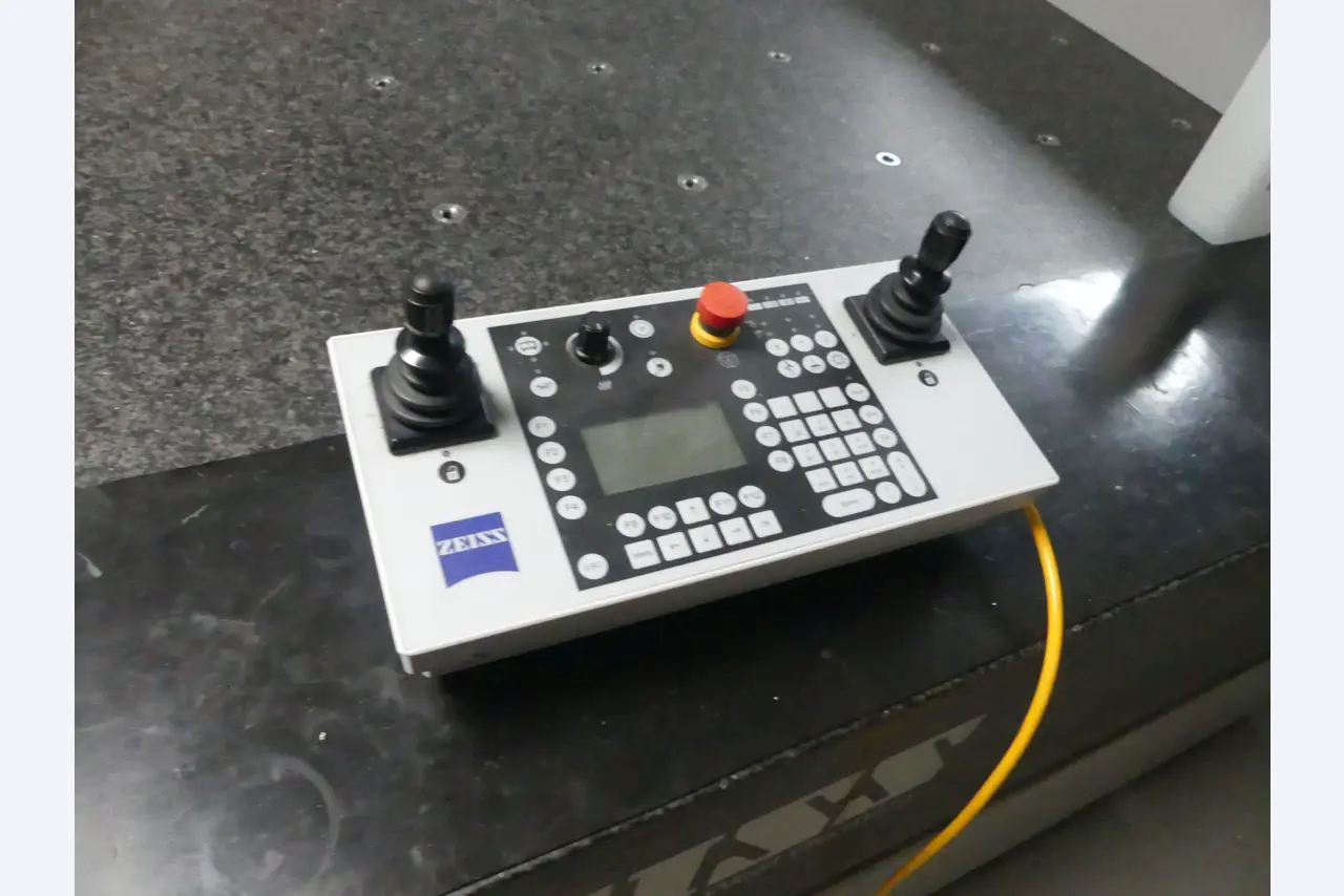 Maschinen und Betriebsausstattung eines Maschinenbauunternehmens-2