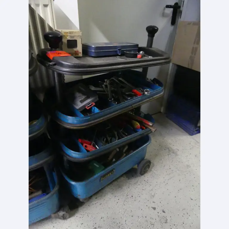 Maschinen und Betriebsausstattung eines Maschinenbauunternehmens-1