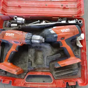 2 2 cordless (impact) screwdrivers Hilti SIW22T-A / SF10W-A22