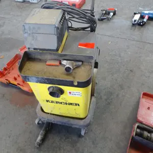 Wet/dry vacuum cleaner Kärcher NT 601