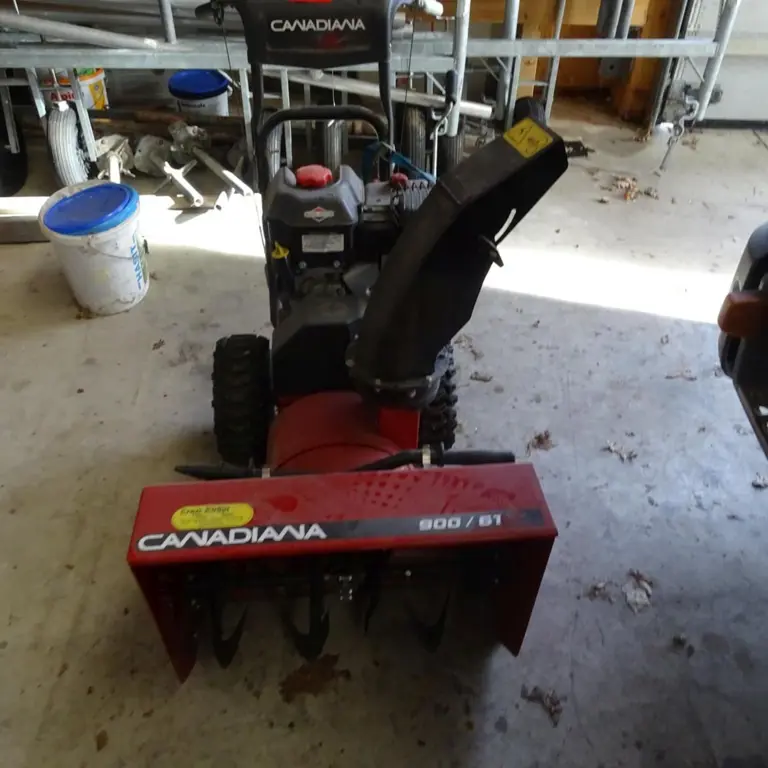 Snow blower Canadiana 900/61