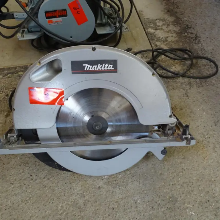 Circular handsaw Makita 5143R