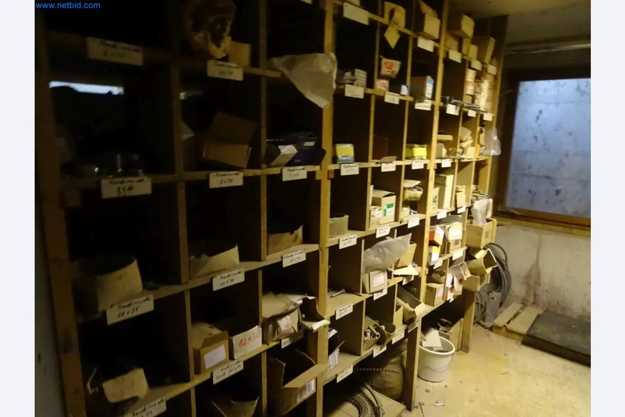 Machinery and BGA of a carpentry business-15