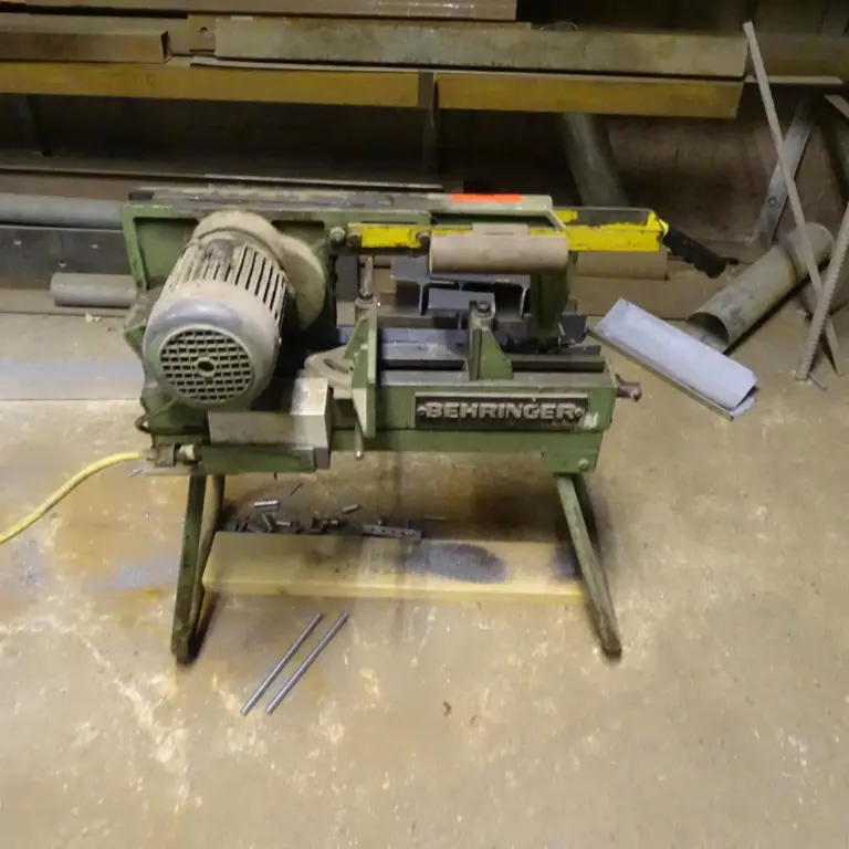 Metal hacksaw machine Behringer