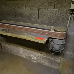 Edge grinding machine