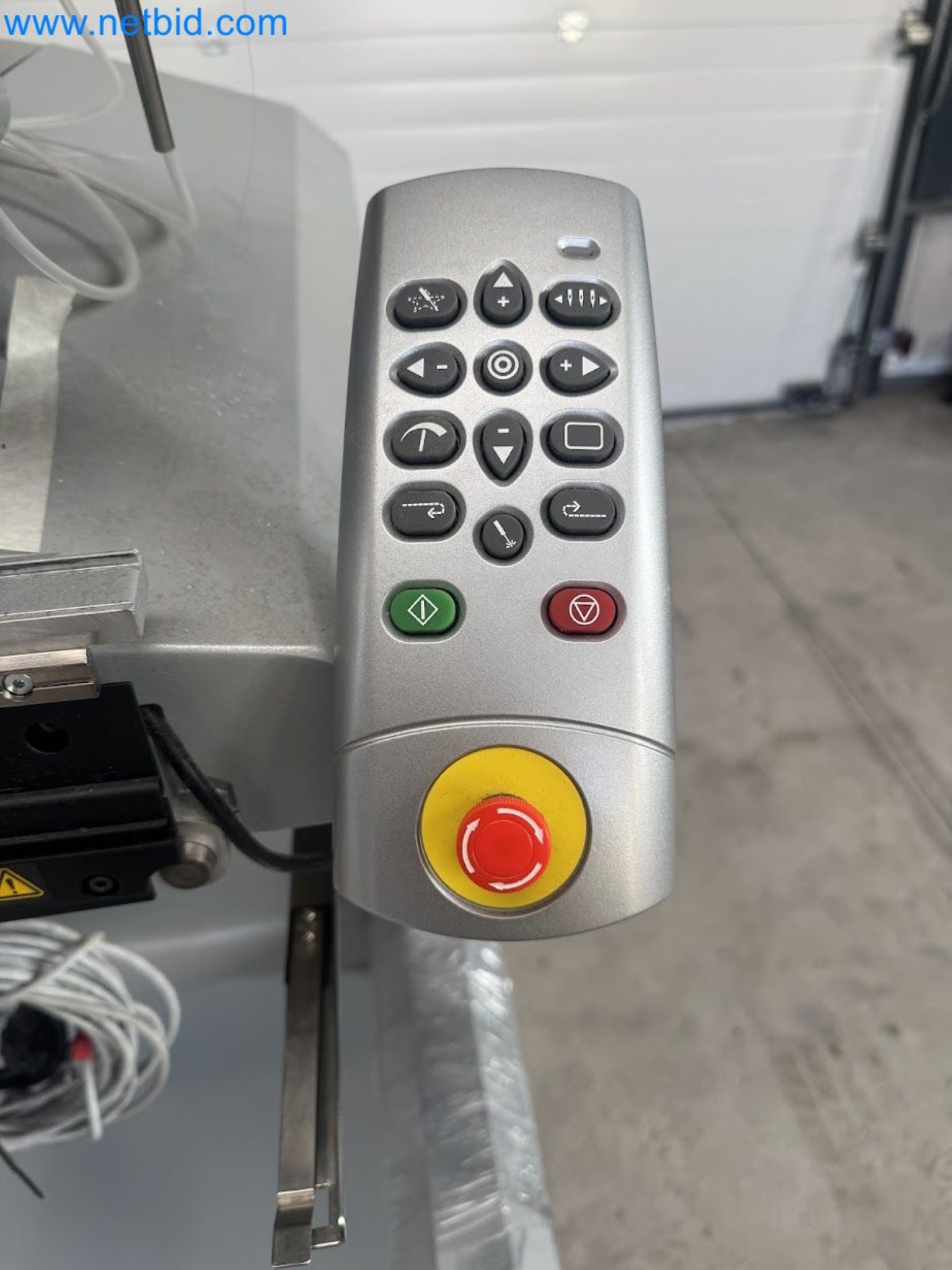 Modular embroidery machine system "melco EMT 16x"-19