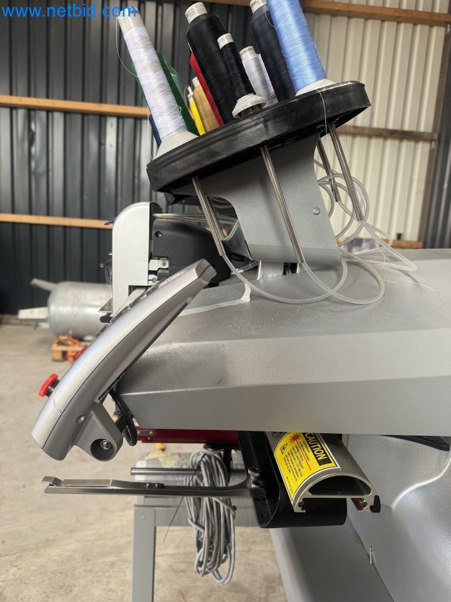 Modular embroidery machine system "melco EMT 16x"-3