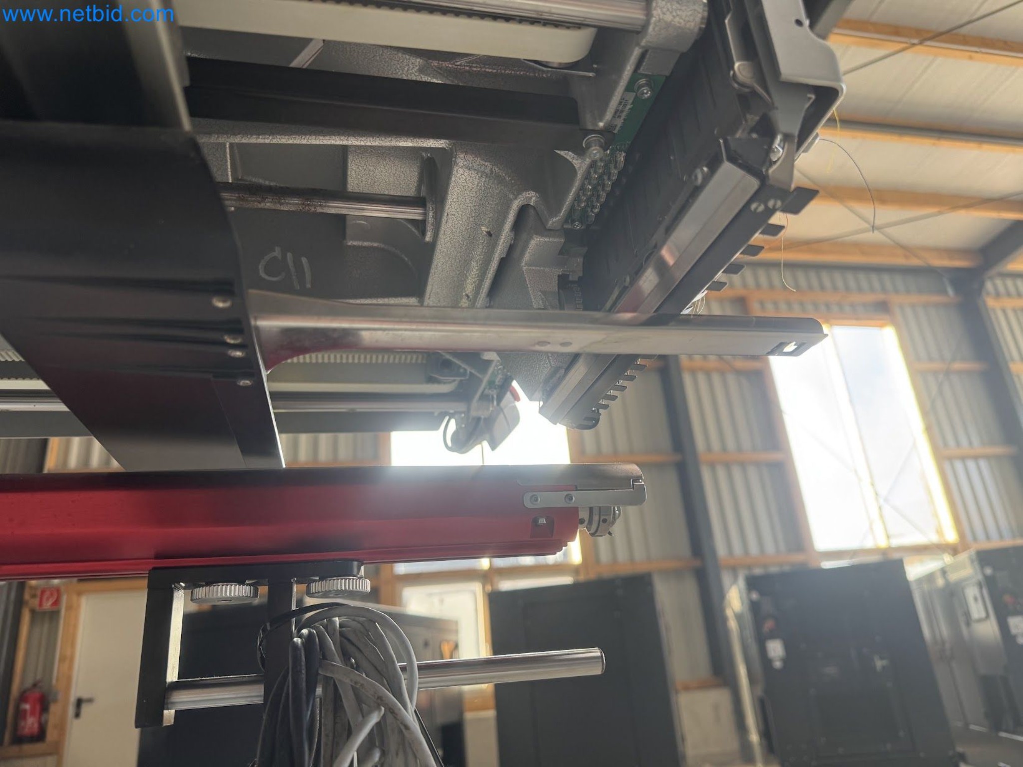 Modular embroidery machine system "melco EMT 16x"-6