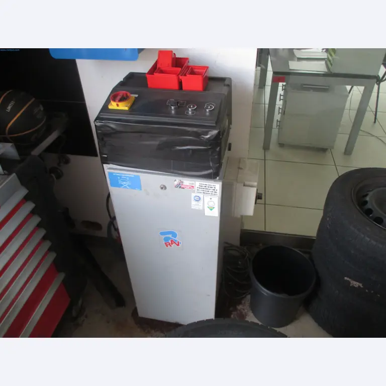 Passenger cars, electric cars, and automotive repair shop equipment at a Fiat dealership-2