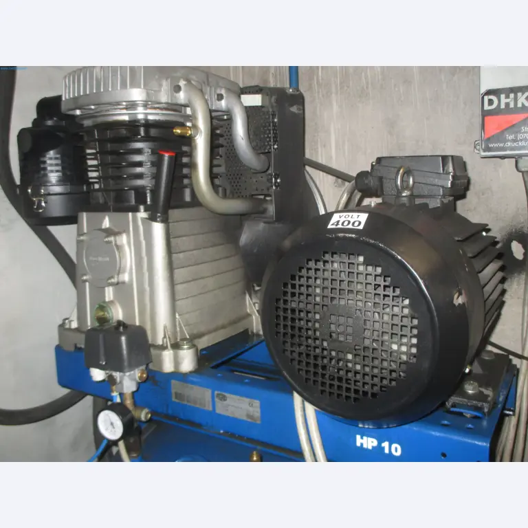 Passenger cars, electric cars, and automotive repair shop equipment at a Fiat dealership-6