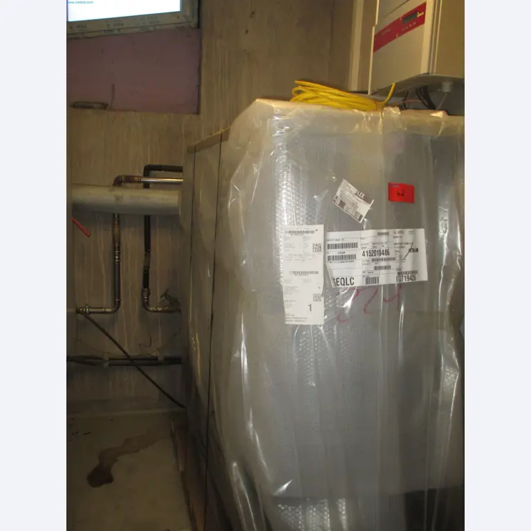 Passenger cars, electric cars, and automotive repair shop equipment at a Fiat dealership-2