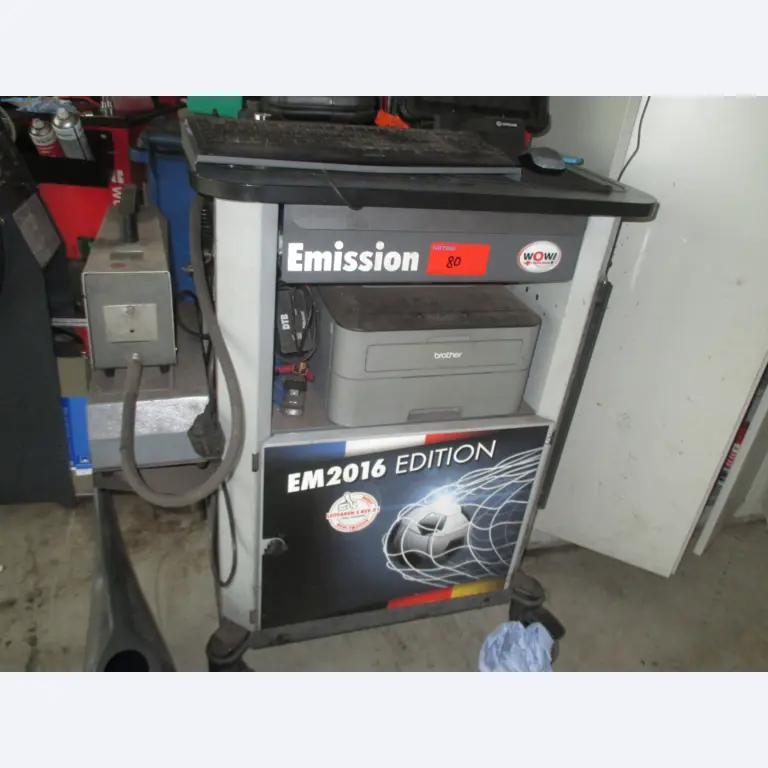 Passenger cars, electric cars, and automotive repair shop equipment at a Fiat dealership-1