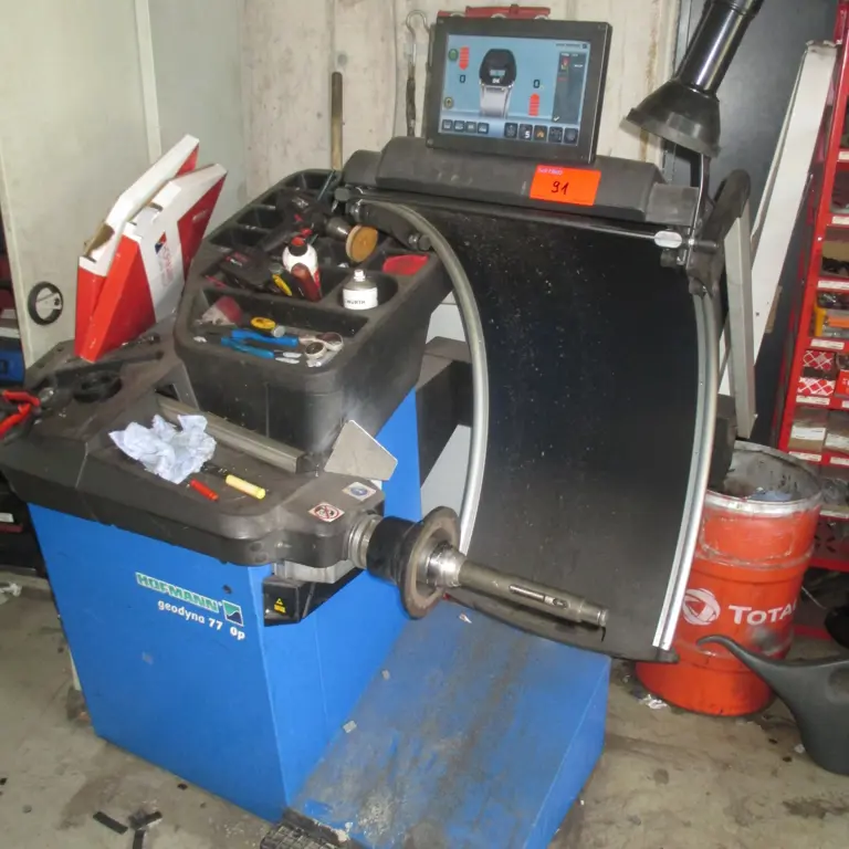 Balancing Machine Hoffmann Geodyna 77 OP