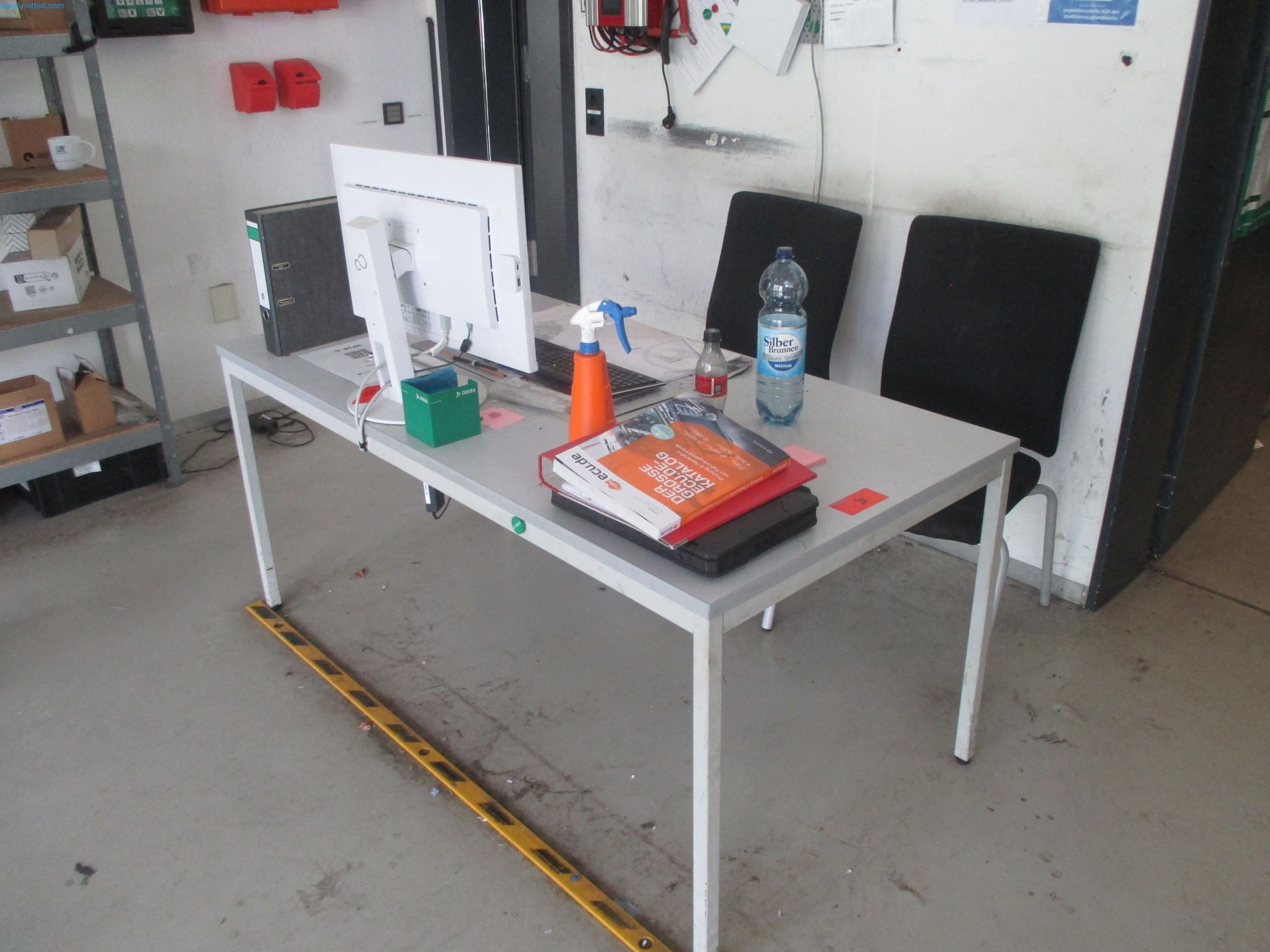 Passenger cars, electric cars, and automotive repair shop equipment at a Fiat dealership-1