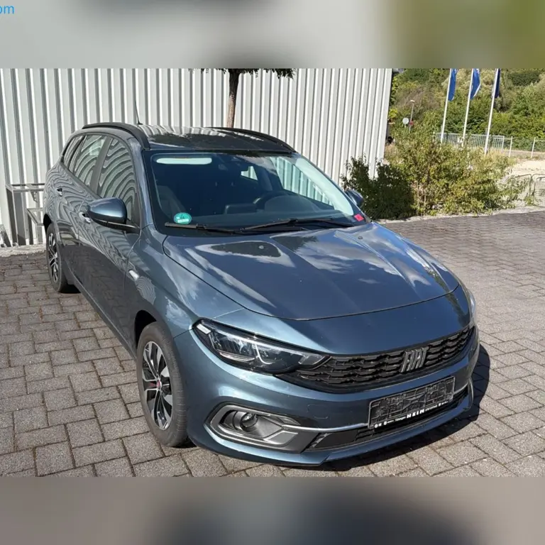 Passenger car Fiat Tipo Kombi City Life HYB 1.5 GSE