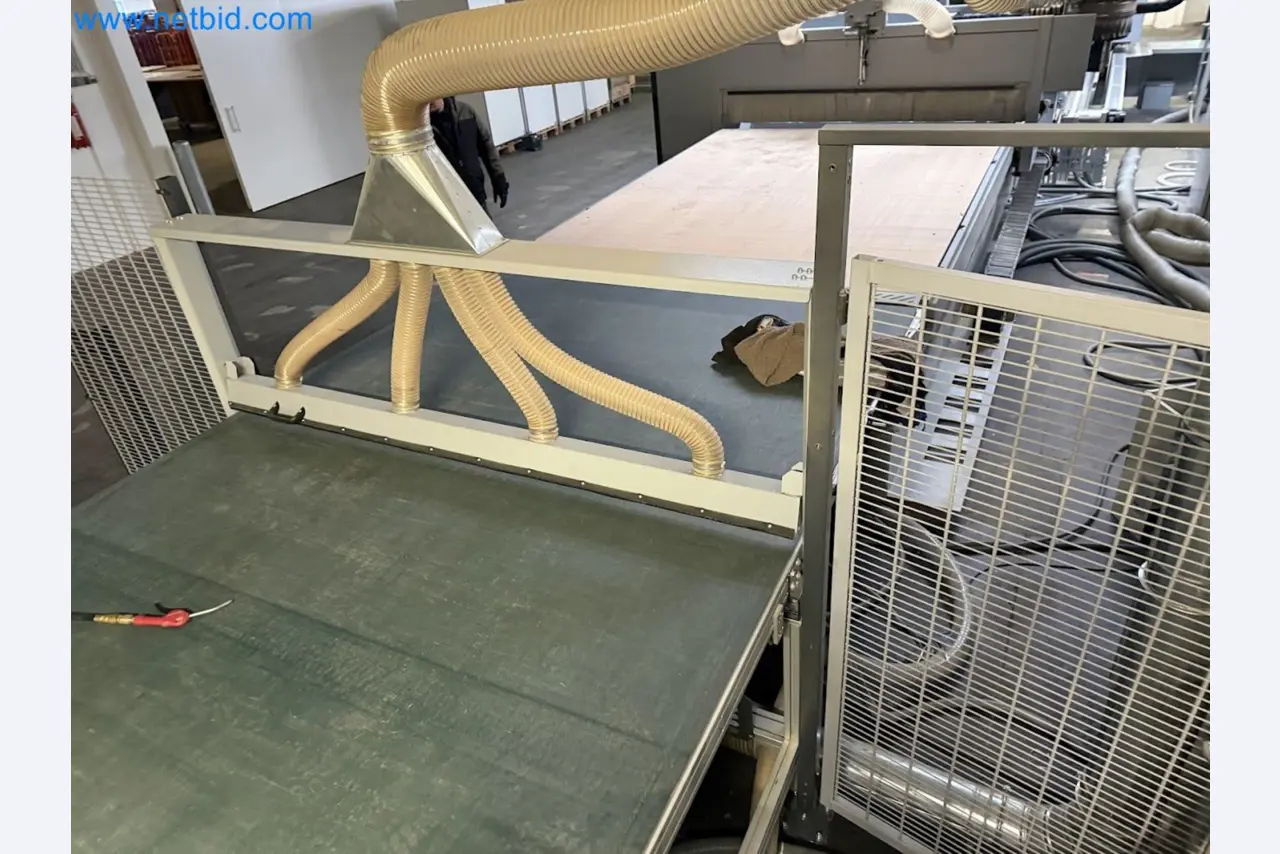 Nesting CNC machining centers FELDER FORMAT4 Profit H100 22.32 - High-performance technology for carpenters and joiners-12