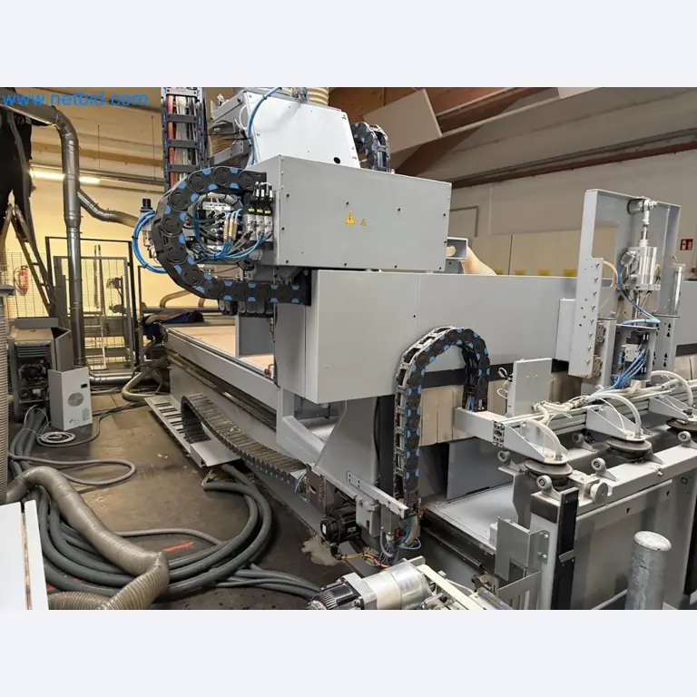 Nesting CNC machining centers FELDER FORMAT4 Profit H100 22.32 - High-performance technology for carpenters and joiners-17