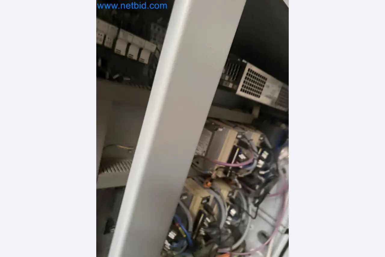 Nesting CNC machining centers FELDER FORMAT4 Profit H100 22.32 - High-performance technology for carpenters and joiners-29