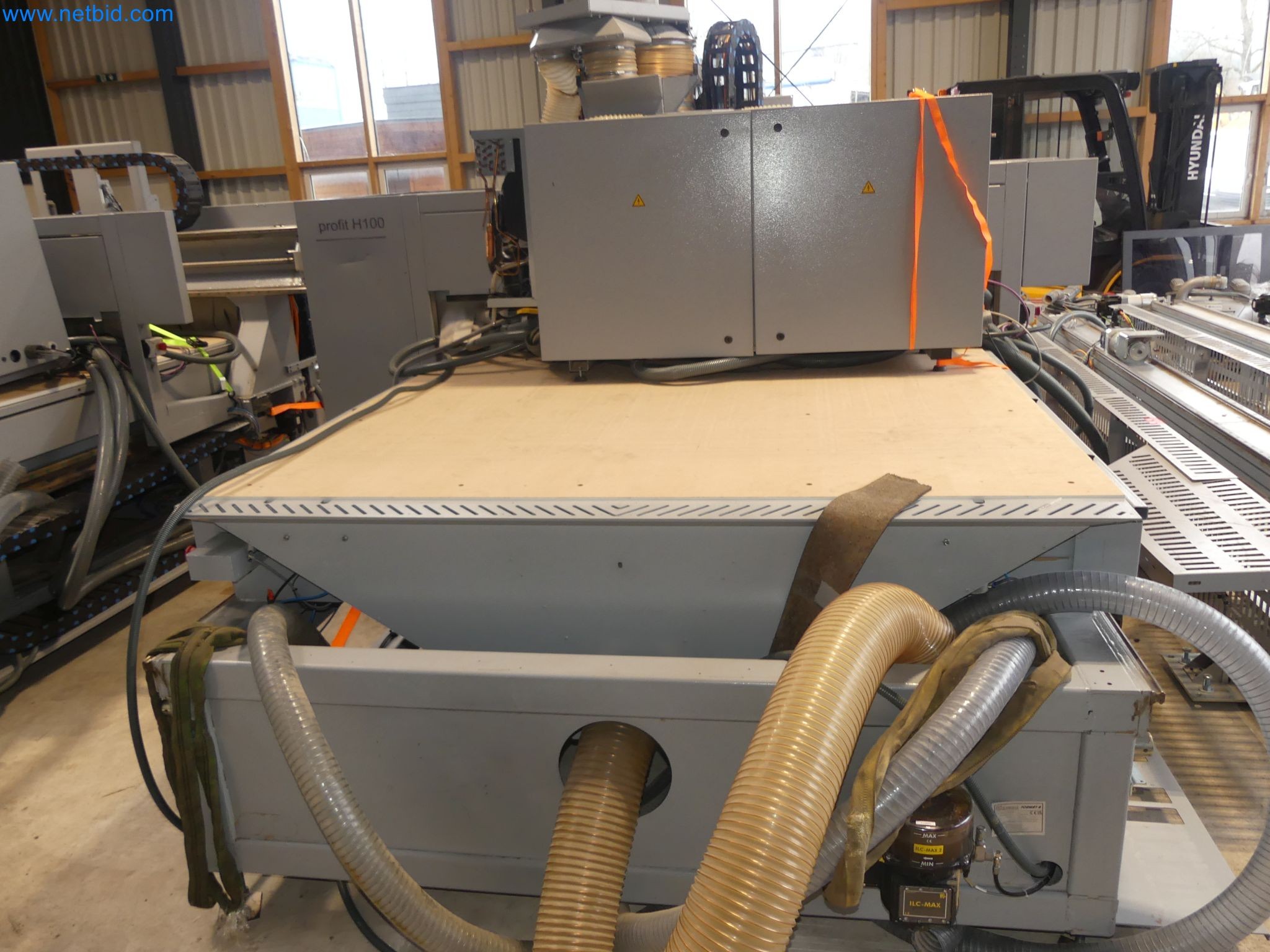 Nesting CNC machining centers FELDER FORMAT4 Profit H100 22.32 - High-performance technology for carpenters and joiners-34